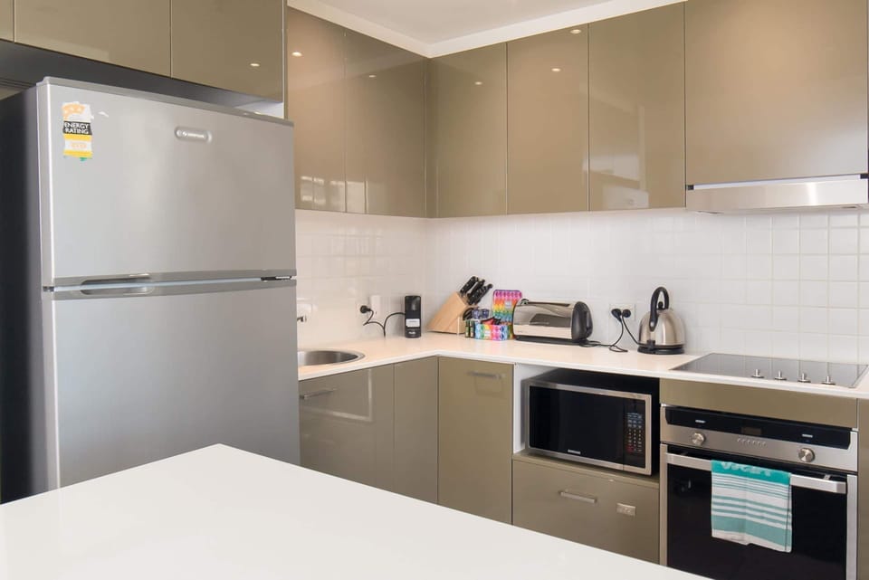 Apartment | Private kitchen | Cookware/dishes/utensils