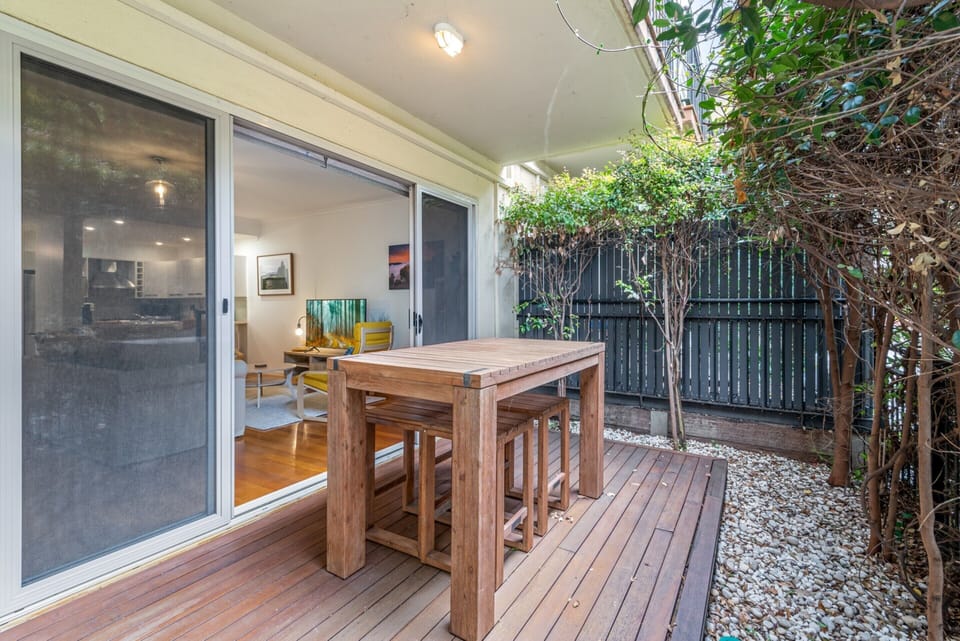Apartment | Outdoor dining