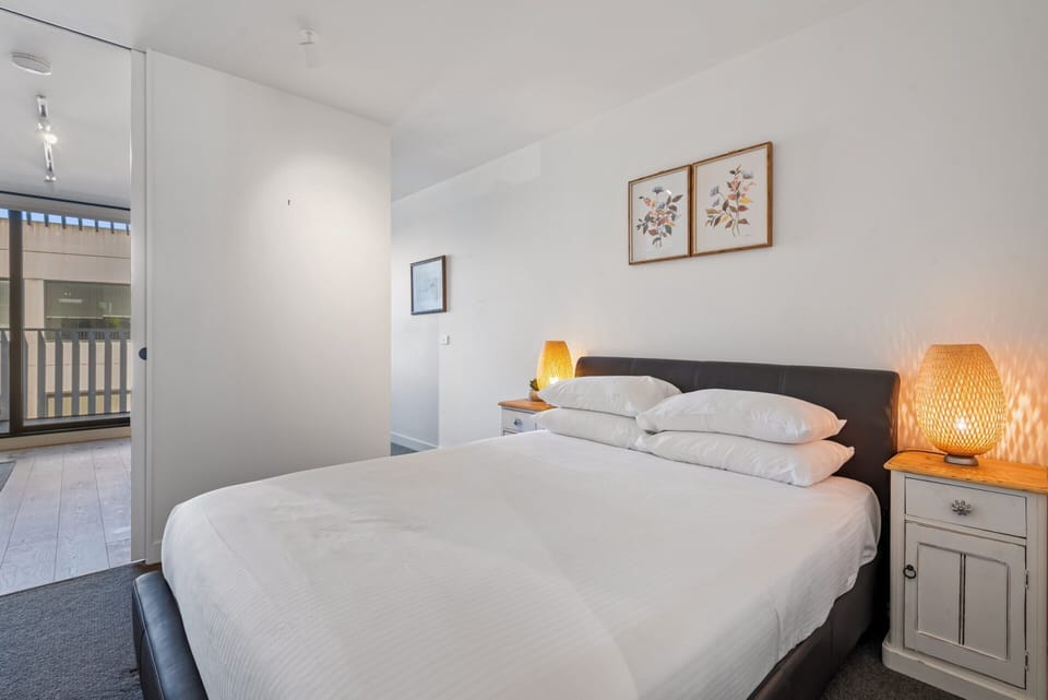 Apartment | 1 bedroom, iron/ironing board, bed sheets