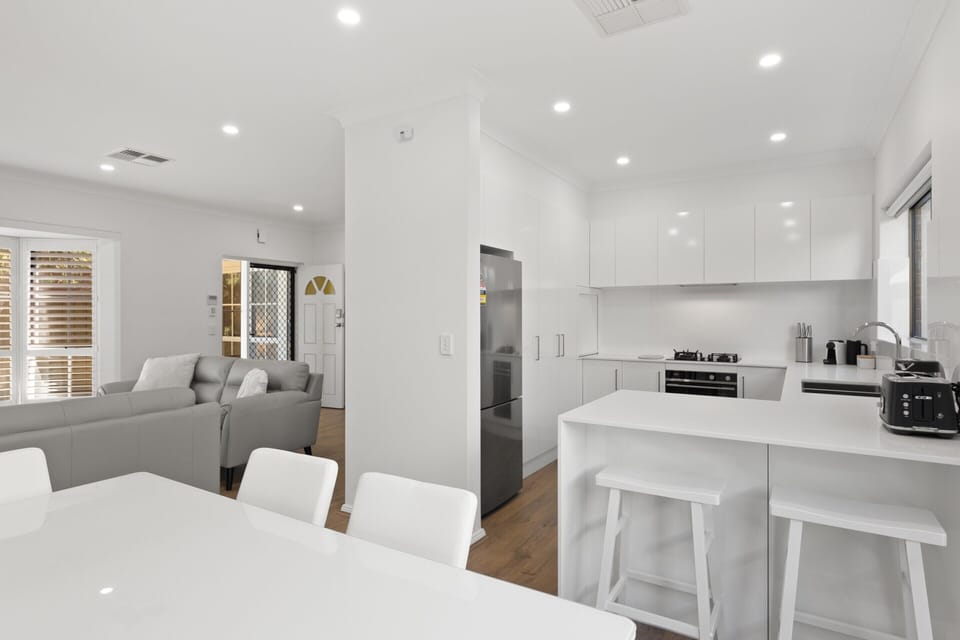 Apartment | Dining
