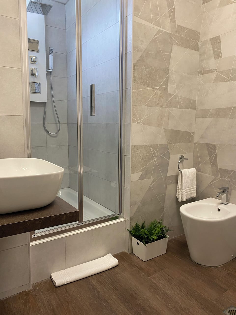 Suite, Balcony, Sea View | Bathroom | Eco-friendly toiletries