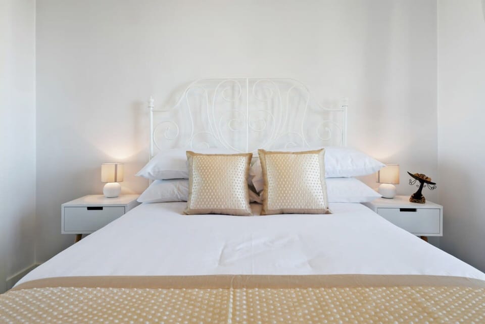 Apartment | 2 bedrooms, iron/ironing board, bed sheets
