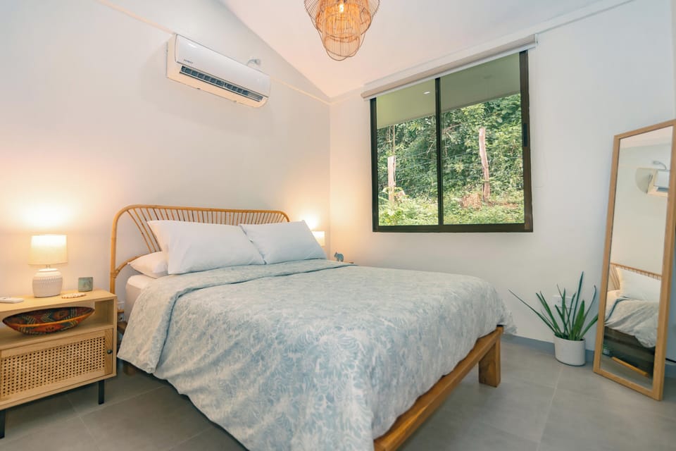 Superior Bungalow, 2 Bedrooms, Kitchen, Pool View | Free WiFi