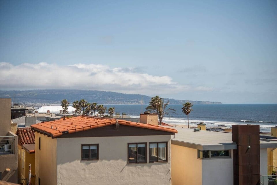 Beach/ocean view