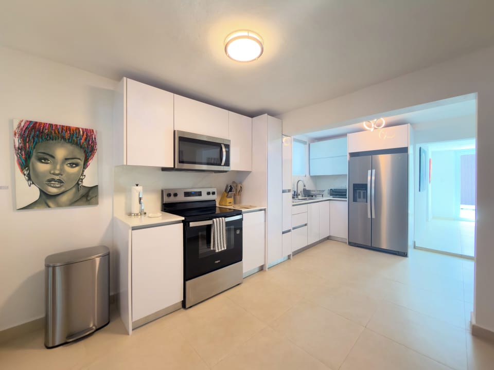 Full kitchen with all appliances
