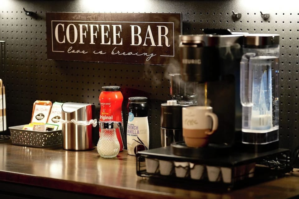 If you prefer to bring your own coffee beans, use the provided coffee grinder. We have both single serve and multi serve baskets for brewing your coffee grounds in the Keurig.