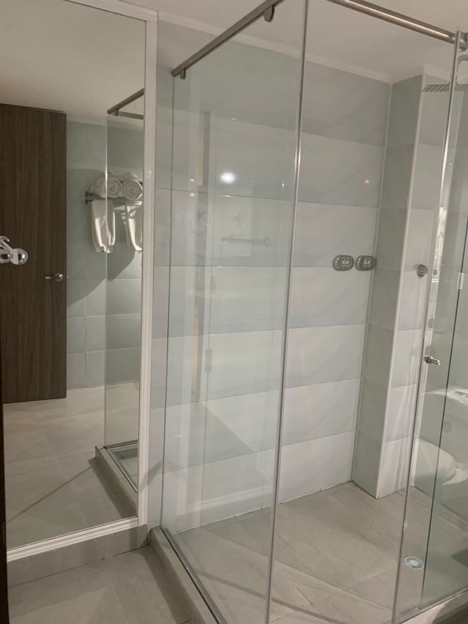 Family Triple Room | Bathroom