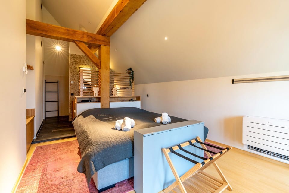 Villa | 3 bedrooms, individually furnished, iron/ironing board