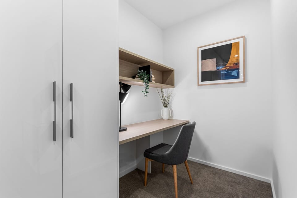 Apartment | 3 bedrooms, laptop workspace, iron/ironing board, bed sheets