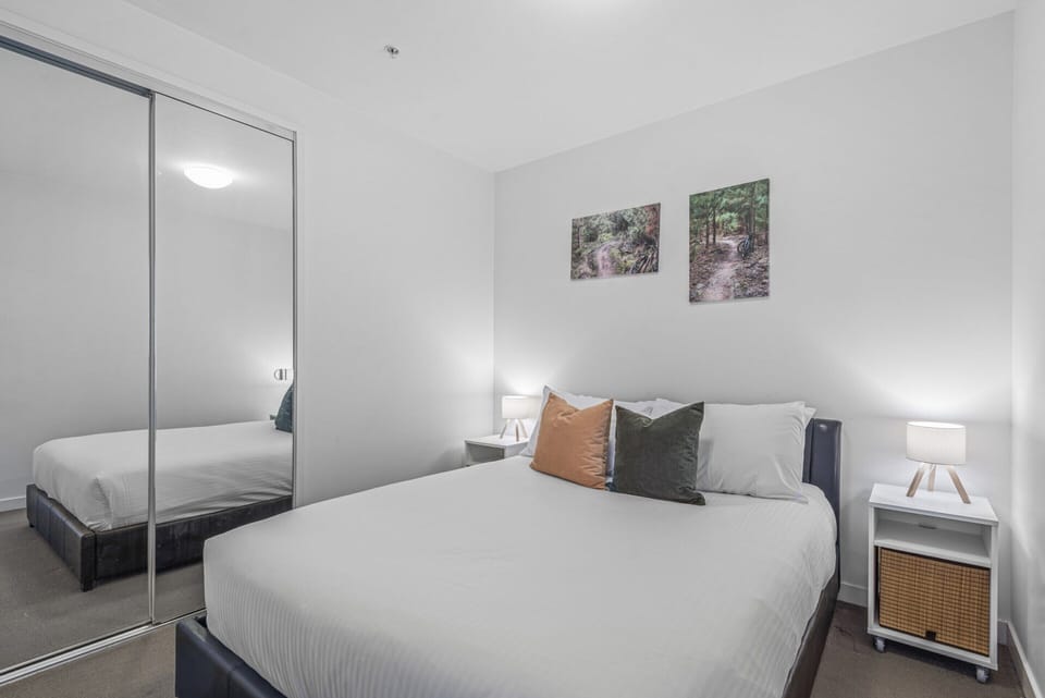 Apartment | 2 bedrooms, iron/ironing board
