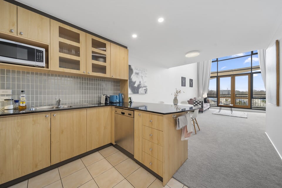 Apartment | Private kitchen | Toaster, cookware/dishes/utensils