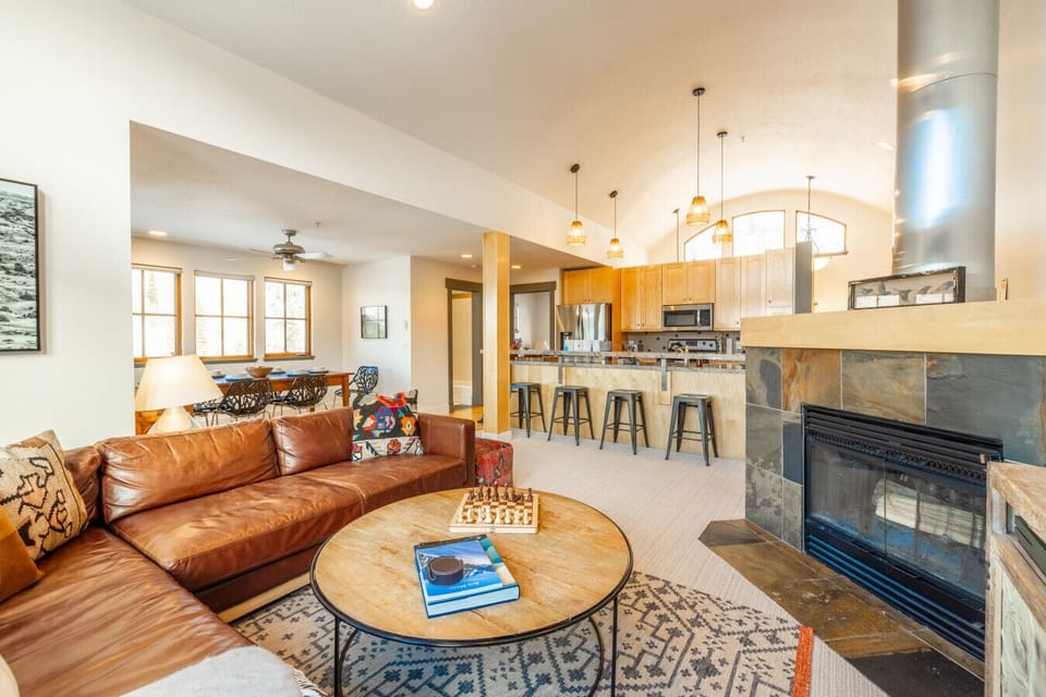 Open concept living and kitchen space to enjoy time together