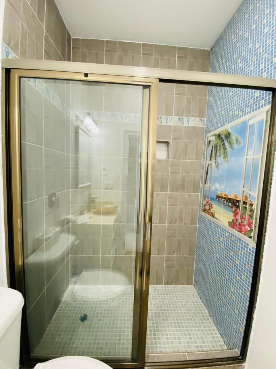 Classic Double Room, Balcony | Bathroom | Shower, bathrobes, slippers, towels