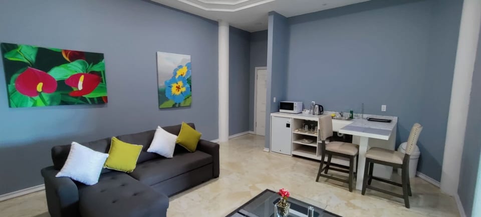 Superior Double Room, Private Bathroom | Lounge