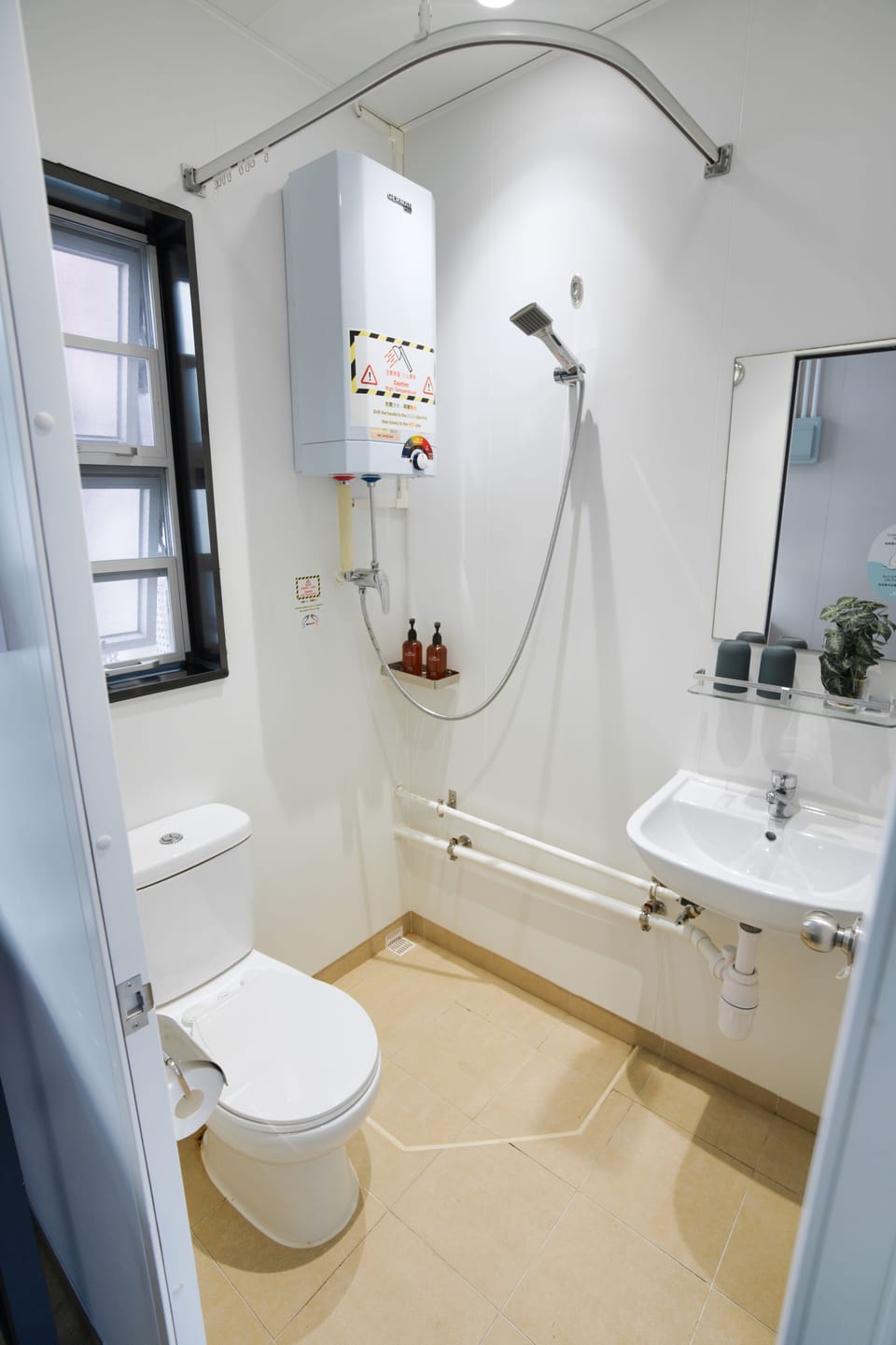 Shower, free toiletries, hair dryer, towels