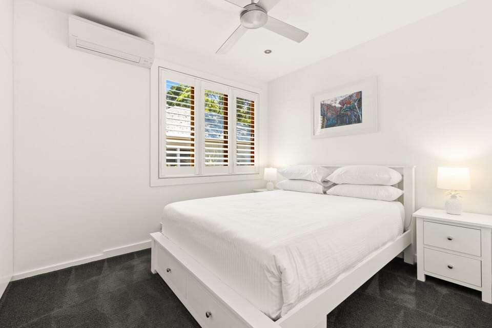 Apartment | 3 bedrooms, laptop workspace, iron/ironing board, bed sheets