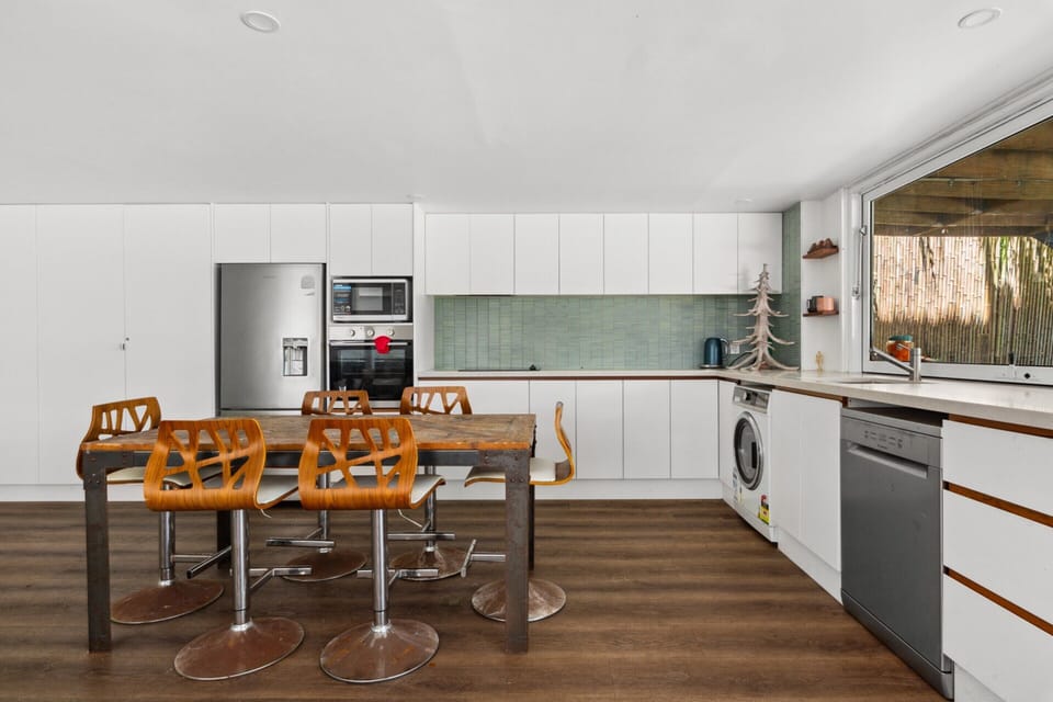 Apartment | Dining