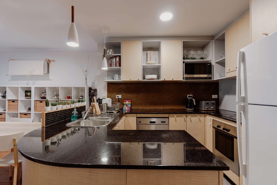 Apartment | Private kitchen | Cookware/dishes/utensils