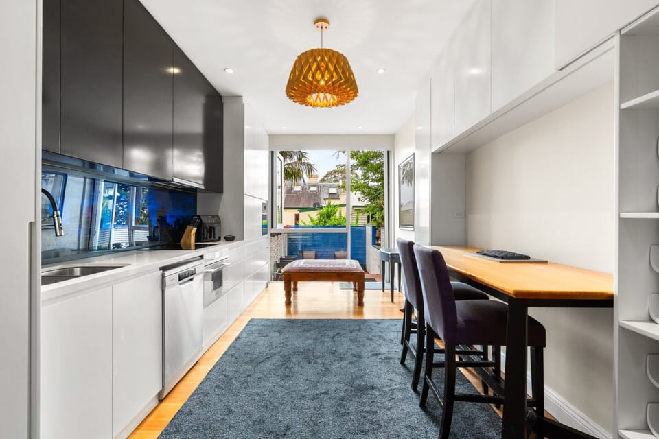 Apartment | Dining
