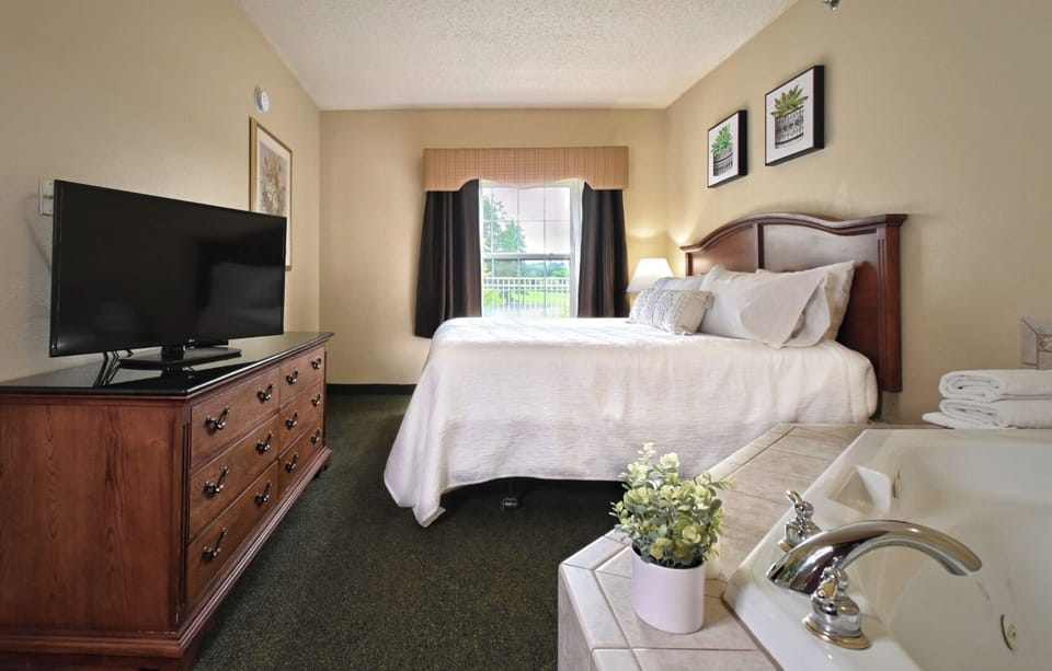 Stretch out in comfort with an in-room whirlpool nearby.