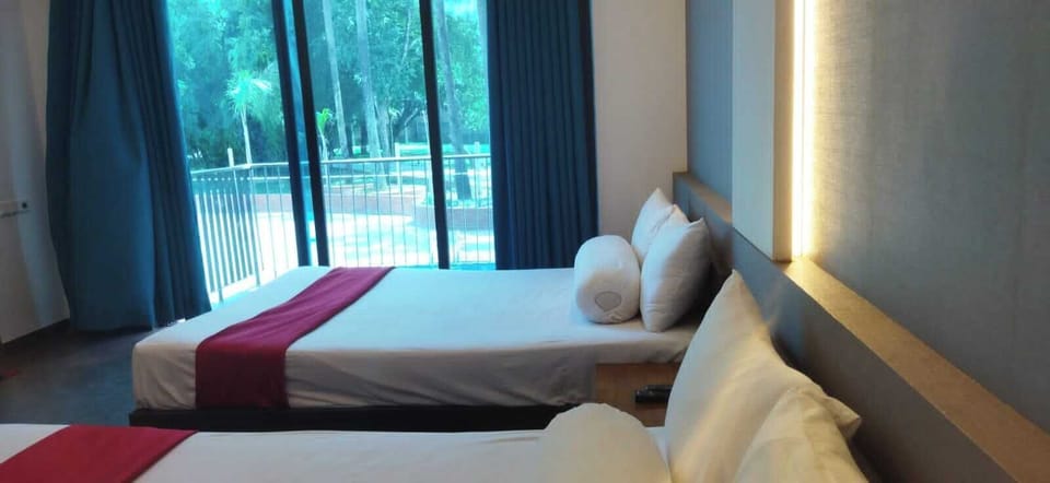 Deluxe Double or Twin Room | View from room