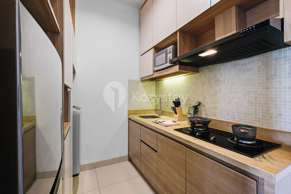 Apartment, 1 Bedroom, Sea View | Private kitchen | Full-size fridge, microwave, stovetop, rice cooker