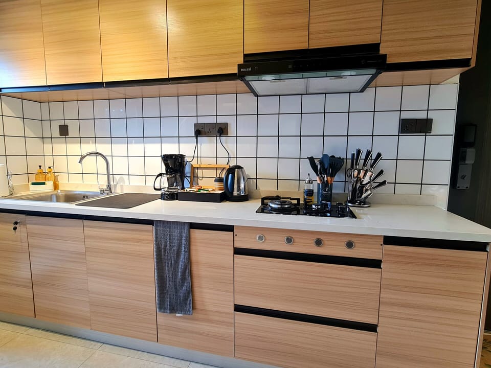 Bright- fully equipped Kitchen, where you can prepare your meals  