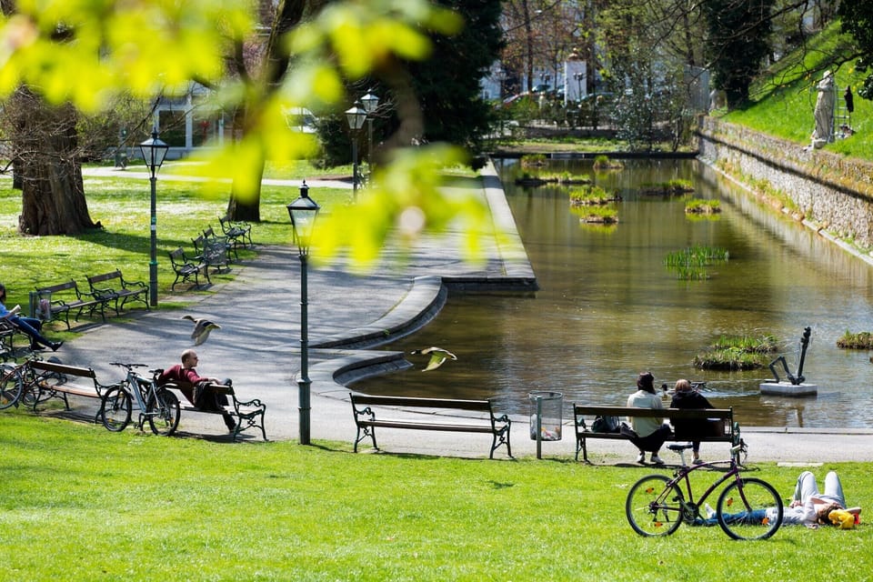 Surroundings [summer] (1-5 km)
