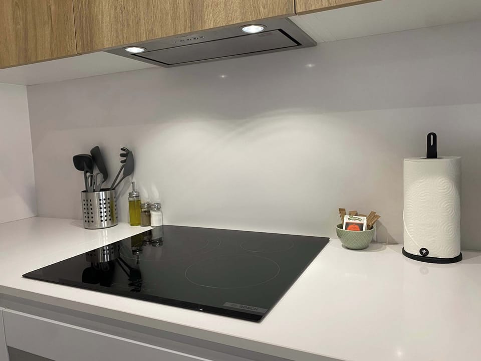 Kitchen countertop with hob.