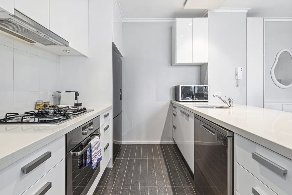 Apartment | Private kitchen | Fridge, cookware/dishes/utensils