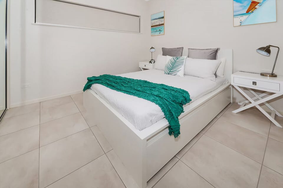 Apartment | 2 bedrooms, iron/ironing board, bed sheets