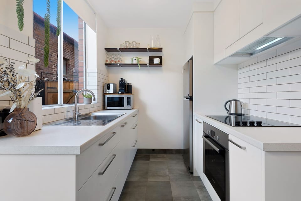 Apartment | Private kitchen | Cookware/dishes/utensils