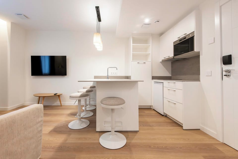 Apartment, City View | Laptop workspace, soundproofing, free WiFi