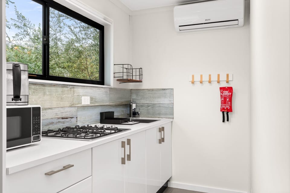 Apartment | Private kitchen | Fridge, microwave, stovetop, electric kettle