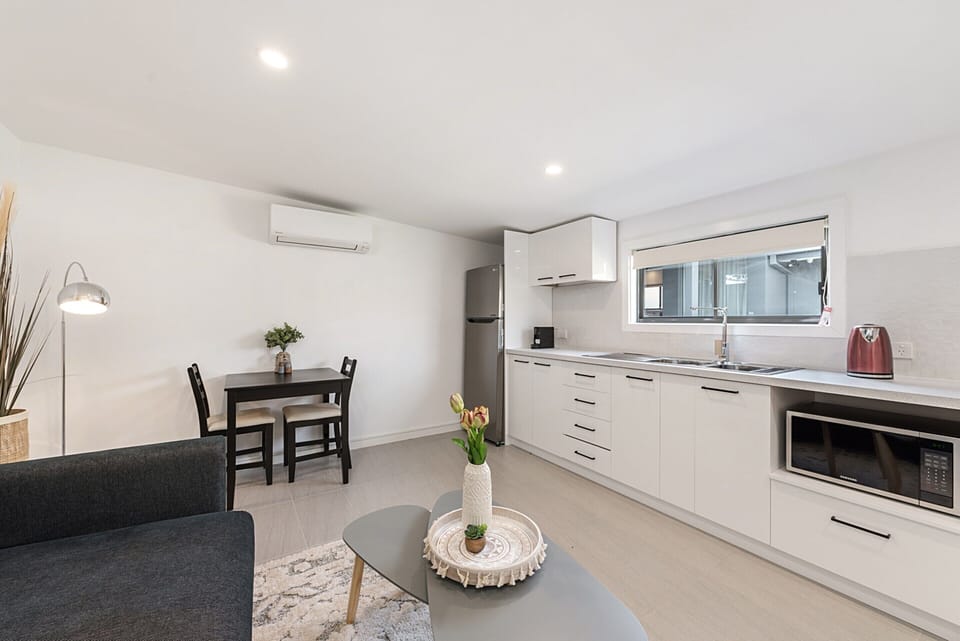 Apartment | Private kitchen | Fridge, microwave, coffee/tea maker, electric kettle