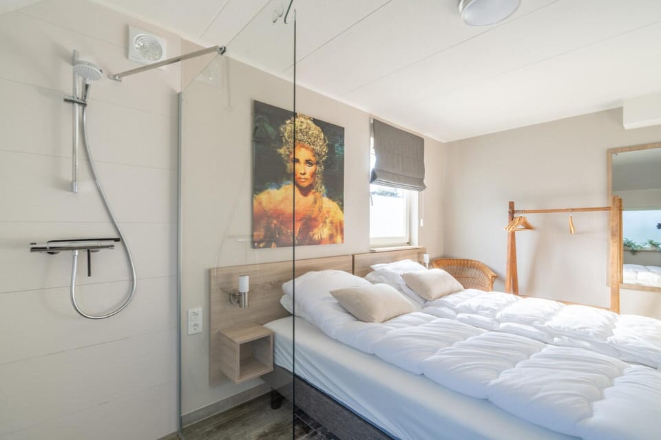 Charming Villa Near the sea and Forest House in De Koog