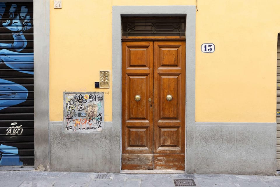 House | 2 bedrooms, desk, Internet