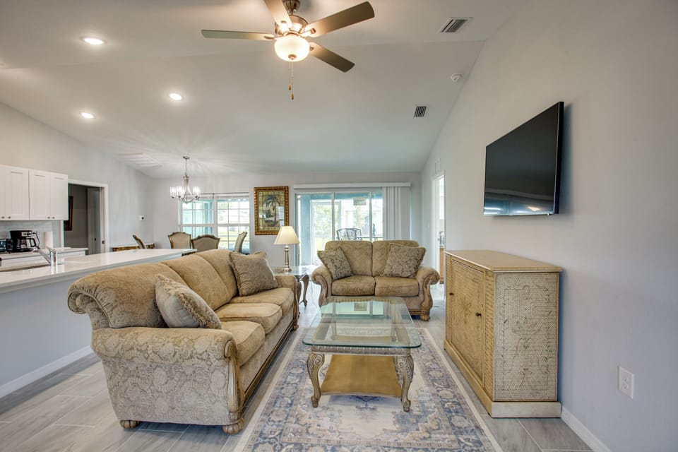 House (4 Bedrooms) | Interior