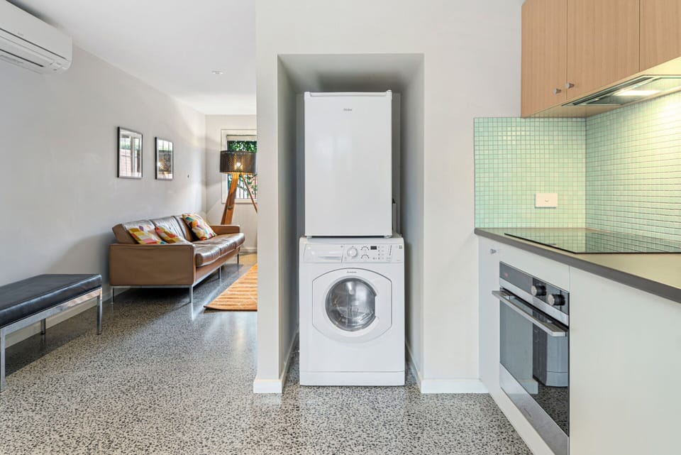 Apartment | Bathroom | Bathtub, towels, soap
