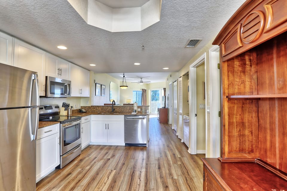 Welcome to Sunset Vistas #405S!