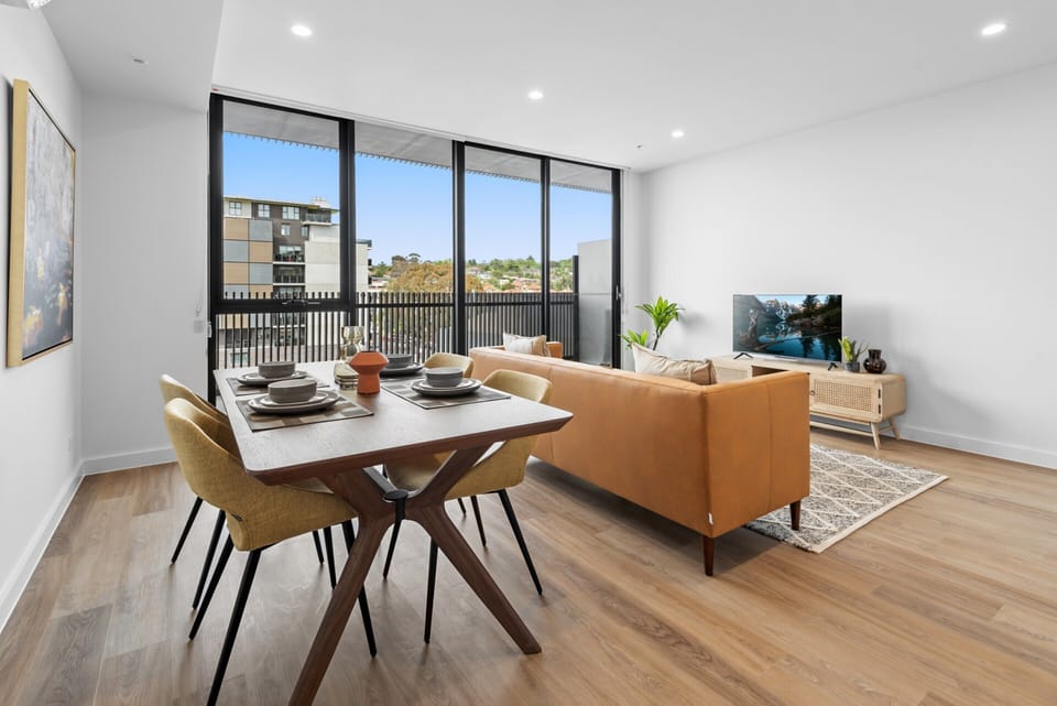 Apartment | Dining