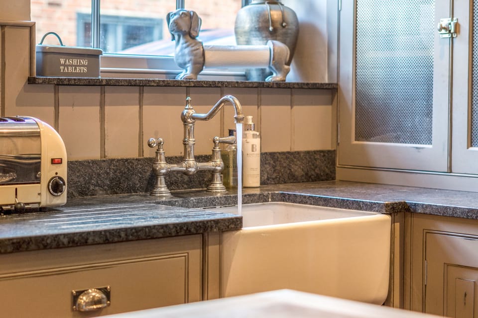 Belfast sink