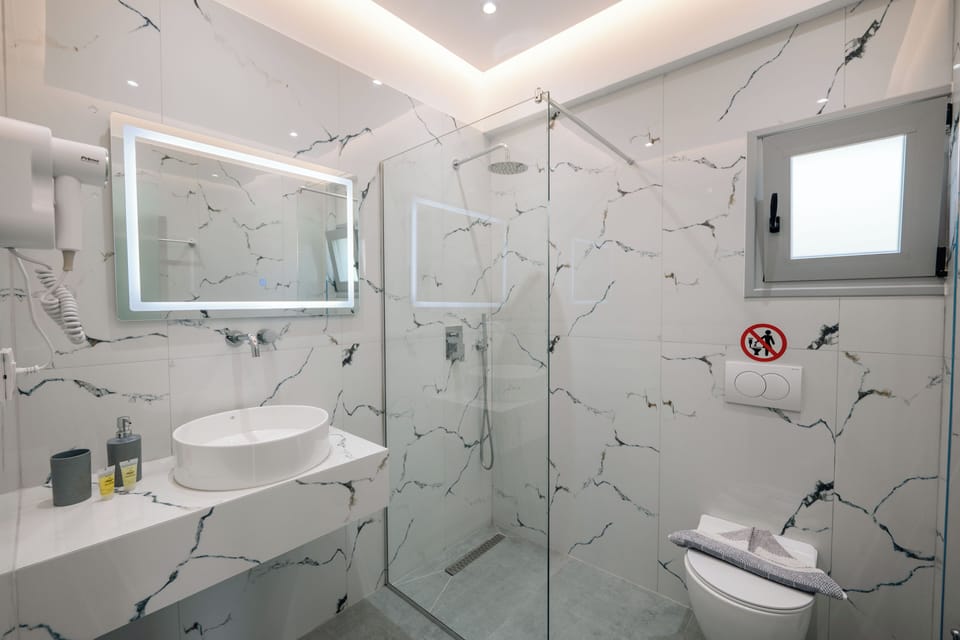 Double Room | Bathroom | Towels