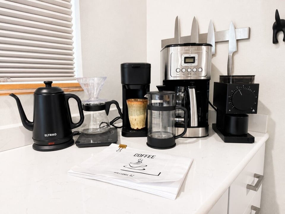 Coffee lovers can choose from drip, French press, pour-over, drip and fresh-ground beans.