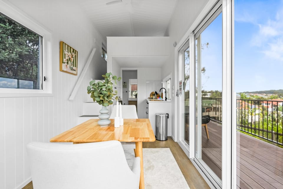 Apartment | Outdoor dining