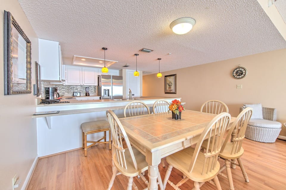 12 -web-or-mls-JCResorts RS408 Dining Room Redington Shores-1
