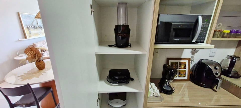 Basic Apartment | Private kitchen | Fridge, microwave, oven, stovetop