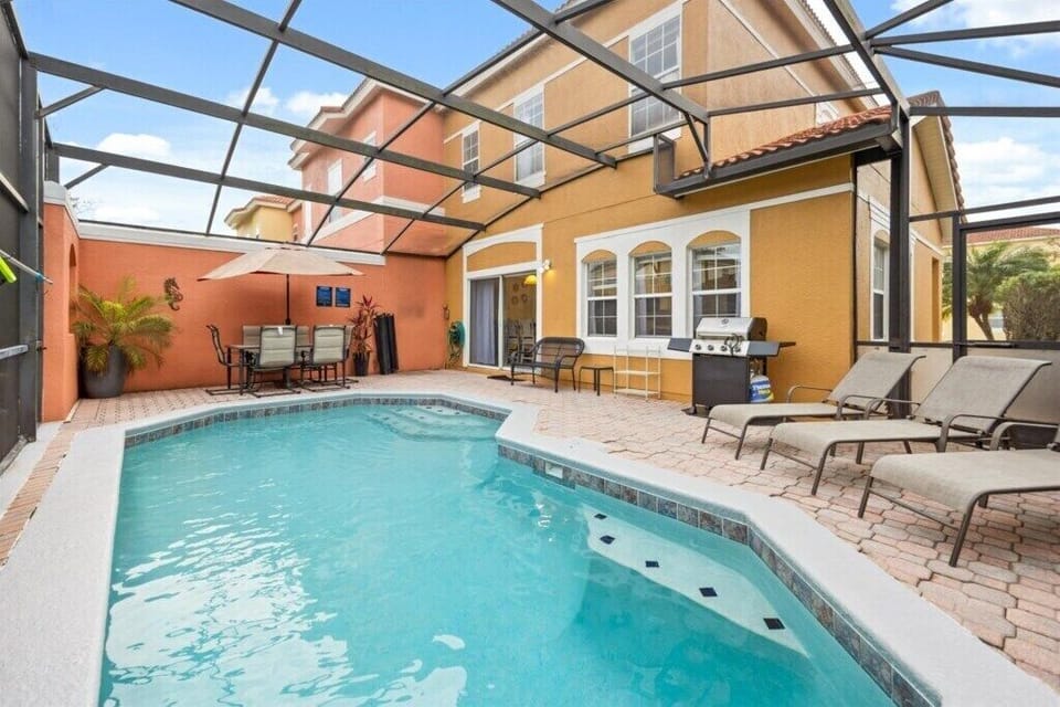 151 Pompano Beach Drive (18).jpg