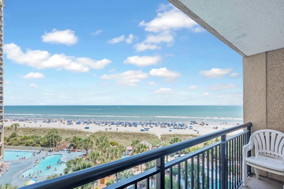 Private Balcony with Ocean Views 🌊
