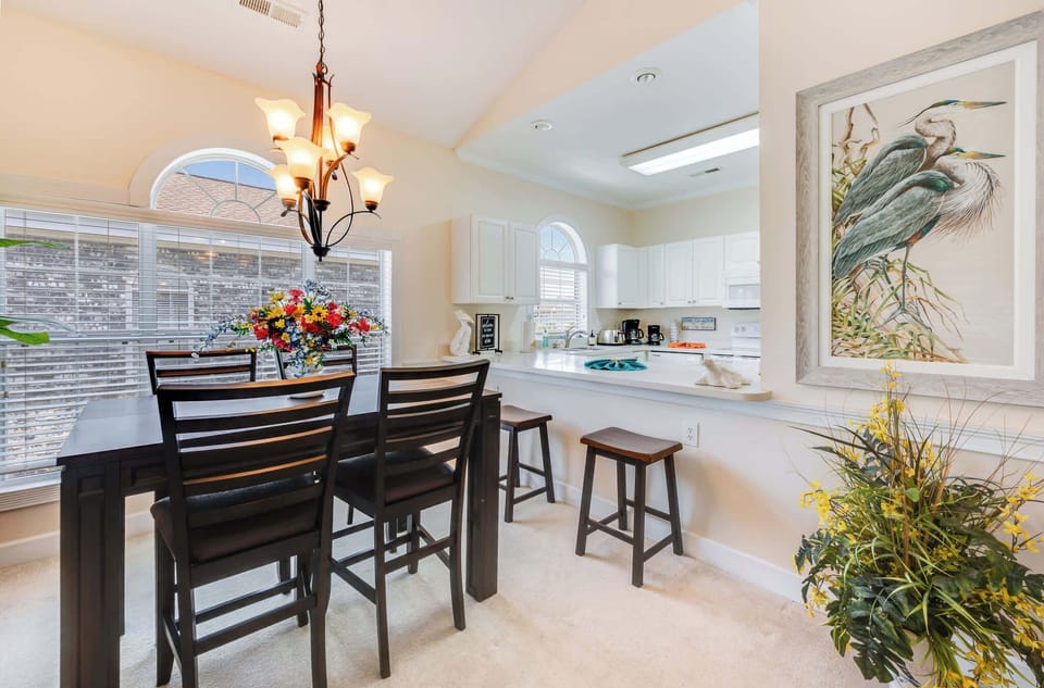 Dining Area for Family Meals 🍽️
